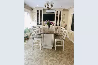 139-04 Coolidge Avenue, Briarwood, NY 11435 - Photo 2