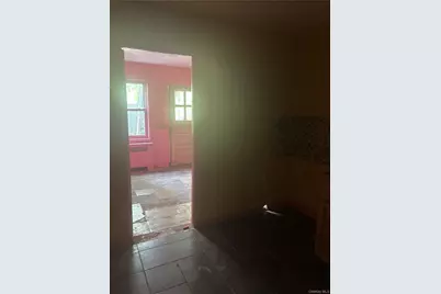 1056 Colgate Avenue, Bronx, NY 10472 - Photo 18