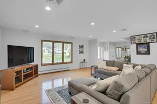 41 Cedar Ridge Ln, Dix Hills, NY 11746 - Photo 12