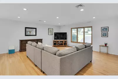 41 Cedar Ridge Lane, Dix Hills, NY 11746 - Photo 16