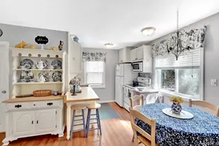30 Neptune Pl, Calverton, NY 11933 - Photo 10