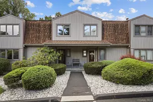 5 Meadowlark Cir, Peekskill, NY 10566 - Photo 2