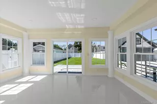 27 2nd St, Lynbrook, NY 11563 - Photo 12