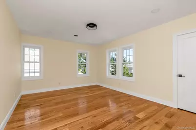 27 2nd Street, Lynbrook, NY 11563 - Photo 16