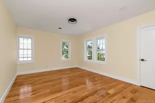27 2nd St, Lynbrook, NY 11563 - Photo 16