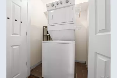 1 Patricia Lane #305, Bronx, NY 10465 - Photo 18