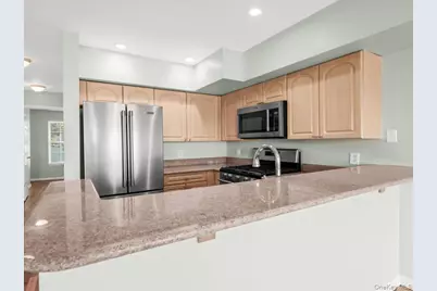 1 Patricia Lane #305, Bronx, NY 10465 - Photo 10