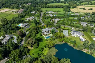 1 Hidden Pond Dr, Old Westbury, NY 11568 - Photo 38
