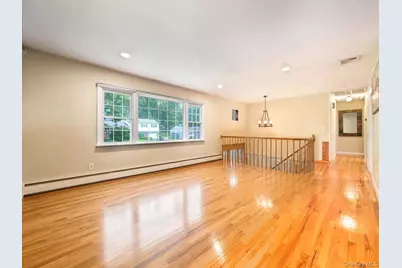 1 S Park Lane, Nanuet, NY 10954 - Photo 4