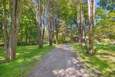 291 Peekskill Hollow Road, Putnam Valley, NY 10579 - Photo 8