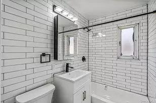 226-29 Manor Rd, Queens Village, NY 11427 - Photo 18