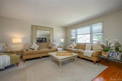 28 Hall Avenue, Eastchester, NY 10709 - Photo 16