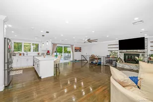 20 Danbury Ave, Patchogue, NY 11772 - Photo 8