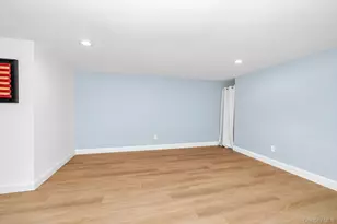 20 Danbury Ave, Patchogue, NY 11772 - Photo 32