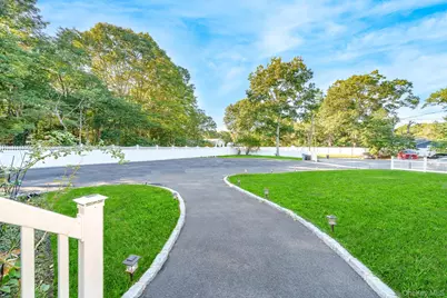 20 Danbury Avenue, Patchogue, NY 11772 - Photo 6