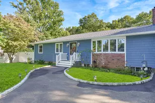 20 Danbury Ave, Patchogue, NY 11772 - Photo 4