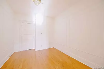611 Bainbridge, Brooklyn, NY 11233 - Photo 12