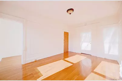 611 Bainbridge, Brooklyn, NY 11233 - Photo 6
