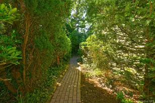 20 Brook Ln, Smithtown, NY 11787 - Photo 32