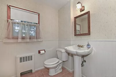 20 Brook Lane, Smithtown, NY 11787 - Photo 10