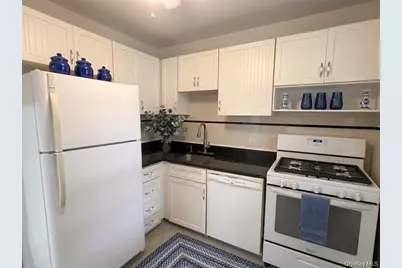 7231 Little Neck Parkway #1st Floor, Glen Oaks, NY 11004 - Photo 4