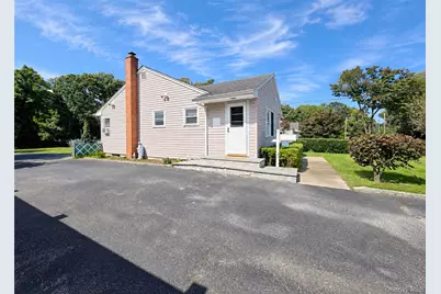 80 Carroll Avenue, Ronkonkoma, NY 11779 - Photo 14