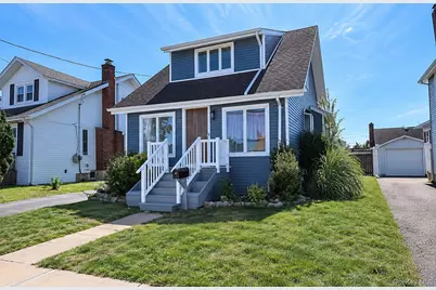 17 Ray Street, Freeport, NY 11520 - Photo 2