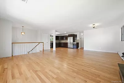 6 Adam Road W, Massapequa, NY 11758 - Photo 6