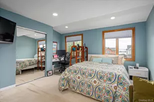 3060 Shore Dr, Merrick, NY 11566 - Photo 16