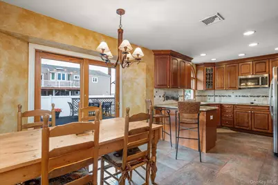 3060 Shore Drive, Merrick, NY 11566 - Photo 12