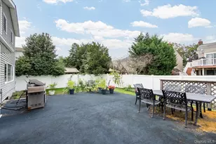 3060 Shore Dr, Merrick, NY 11566 - Photo 22