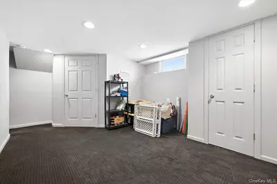 2872 Bayview Avenue, Wantagh, NY 11793 - Photo 30