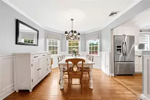 2 Baltic Pl, Amityville, NY 11701 - Photo 12