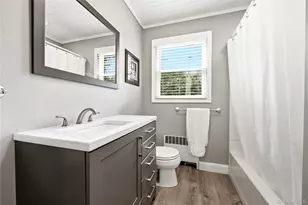 2 Baltic Pl, Amityville, NY 11701 - Photo 22