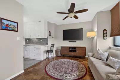 27110 Grand Central Parkway #29S, Floral Park, NY 11005 - Photo 12
