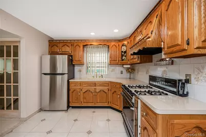 13740 Lafayette Street, Ozone Park, NY 11417 - Photo 8