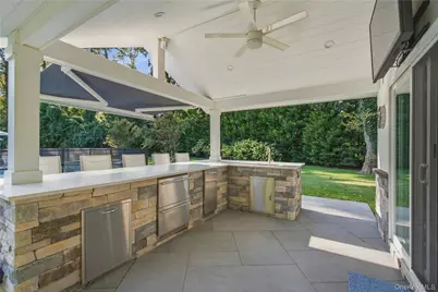 2 Meadow Road, Old Westbury, NY 11568 - Photo 34
