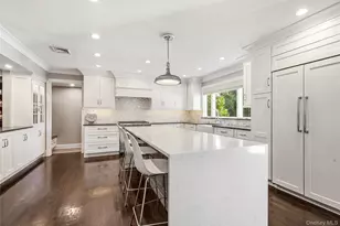 2 Meadow Rd, Old Westbury, NY 11568 - Photo 10