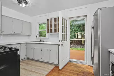 81 Snowden Avenue, Ossining, NY 10562 - Photo 6
