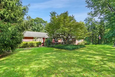 28 S Bedford Road, Pound Ridge, NY 10576 - Photo 1