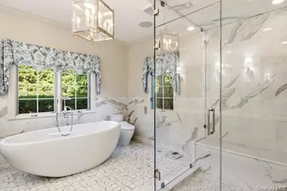 2 Meadow Sea Lane, East Setauket, NY 11733 - Photo 18