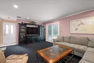 10 Klaibar Ln, East Northport, NY 11731 - Photo 10