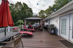 23 Jupiter Rd, Rocky Point, NY 11778 - Photo 12