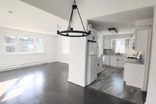 91 North St, Huntington Station, NY 11746 - Photo 4