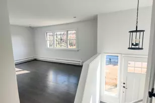 91 North St, Huntington Station, NY 11746 - Photo 2
