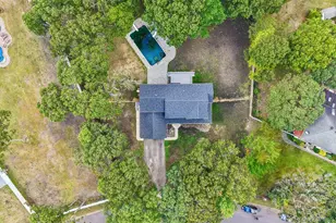 68 Margin Dr W, Shirley, NY 11967 - Photo 32