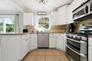 3988 Demont Rd, Seaford, NY 11783 - Photo 10