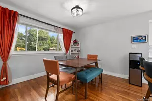 187 Catherine St, Westbury, NY 11590 - Photo 10