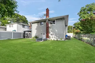 187 Catherine St, Westbury, NY 11590 - Photo 38