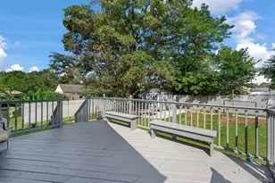 111 Woodside Ave, Freeport, NY 11520 - Photo 30